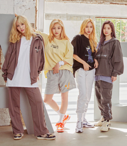 Twiceが履いているスニーカーがカッコいい ブランドは どこで買える エンスタグラム 音楽 芸能情報サイト