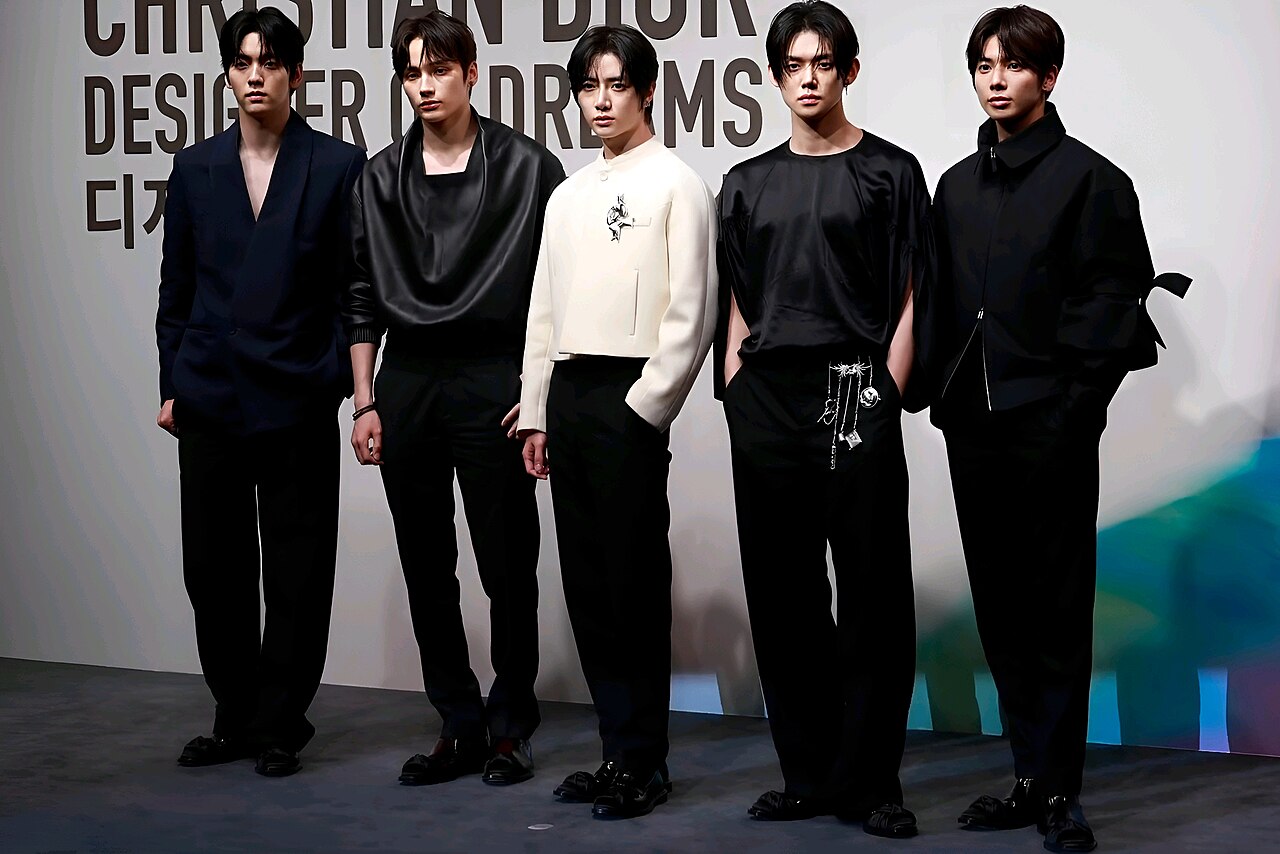 TXT (TOMORROW X TOGETHER) at Dior event 2025